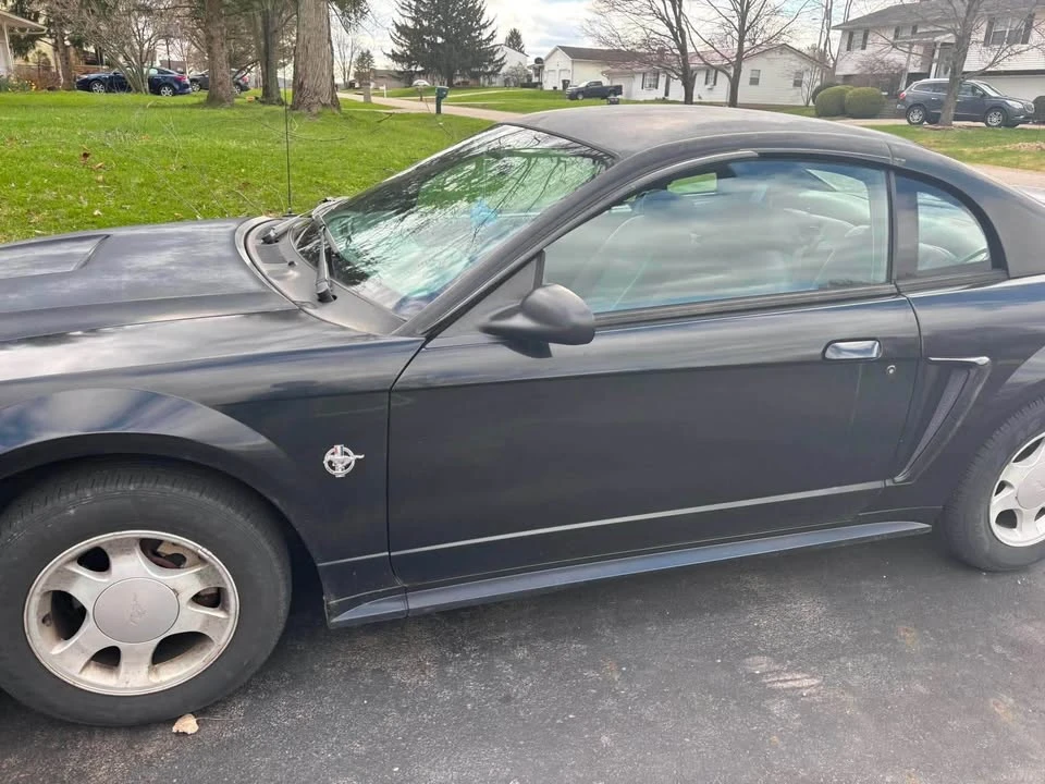 1999 Ford SN95 Mustang - Image 2 of 2
