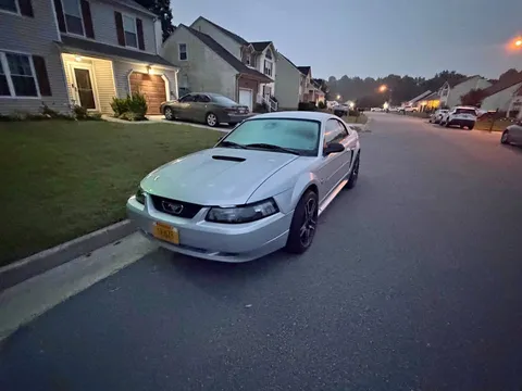 1999 Ford Mustang Coupe 2D