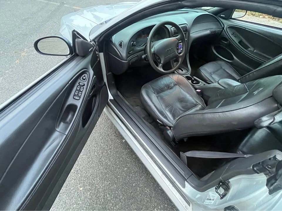 1999 Ford SN95 Mustang - Image 11 of 15