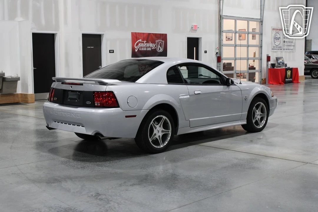 1999 Ford SN95 Mustang - Image 5 of 12