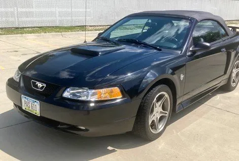 1999 Ford Mustang GT 35th Anniversary Edition
