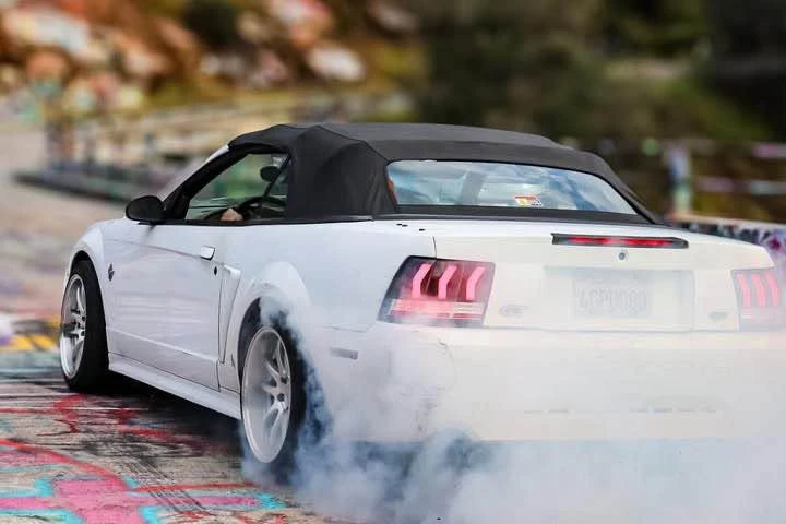 1999 Ford SN95 Mustang - Image 7 of 10