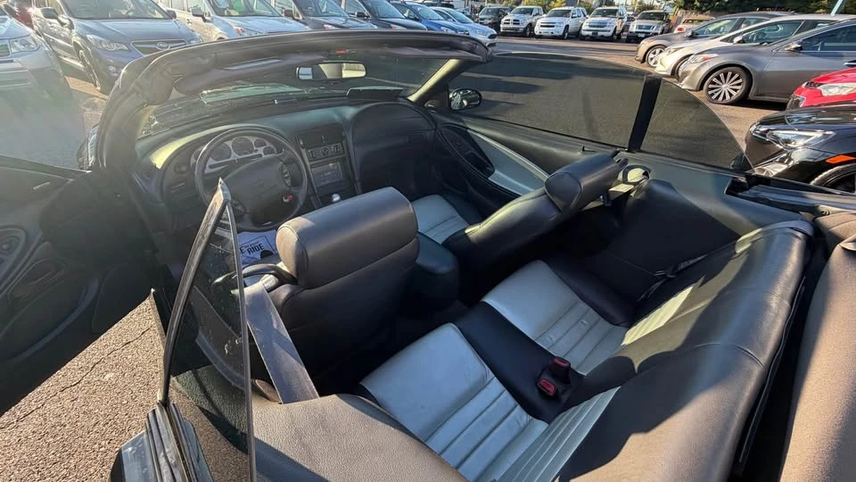 1999 Ford SN95 Mustang - Image 13 of 16