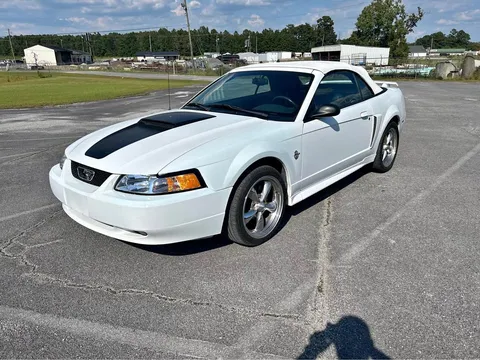 1999 Ford Mustang GT Convertible 2D