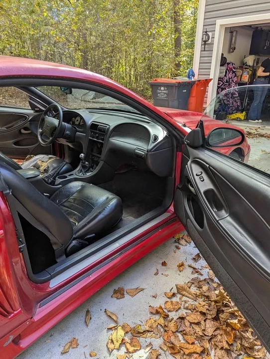 1999 Ford SN95 Mustang - Image 6 of 12