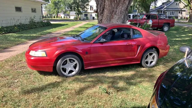 1999 Ford Mustang GT Coupe 2D