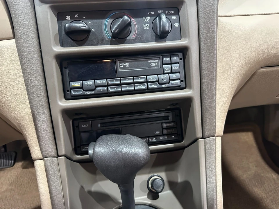 1999 Ford SN95 Mustang - Image 15 of 21