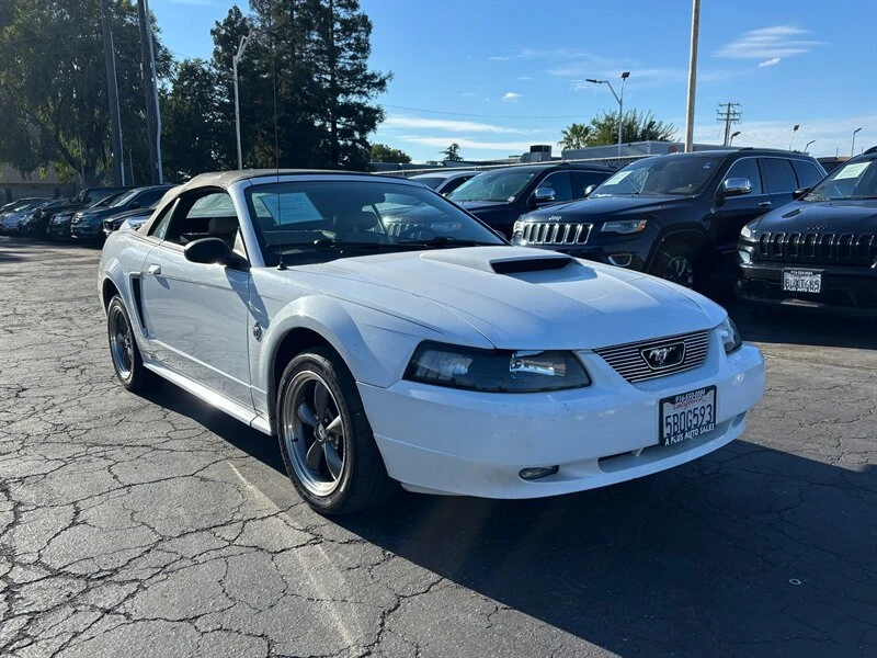 1999 Ford SN95 Mustang - Image 15 of 20