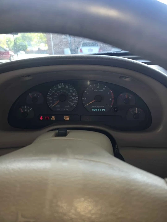 1999 Ford SN95 Mustang - Image 10 of 11