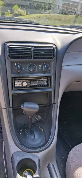 1999 Ford SN95 Mustang - Image 11 of 19