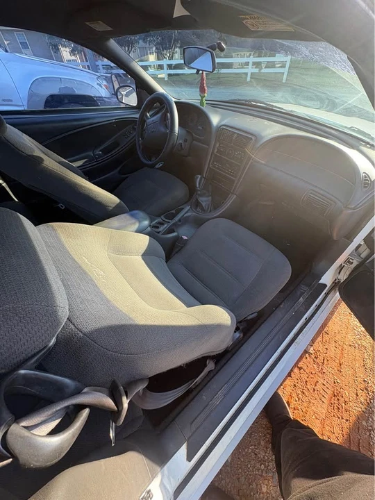 1999 Ford SN95 Mustang - Image 8 of 11