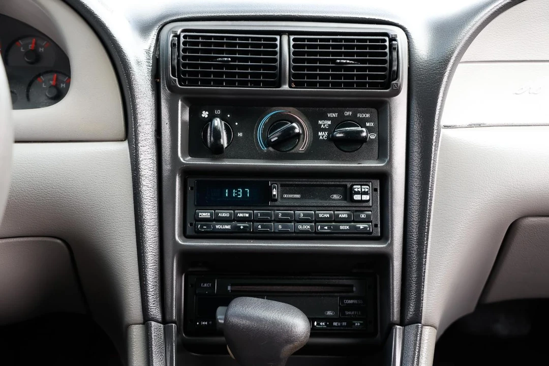1999 Ford SN95 Mustang - Image 29 of 31