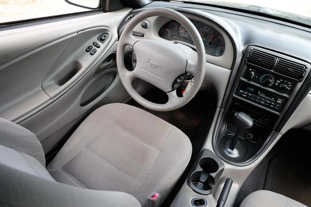 1999 Ford SN95 Mustang - Image 19 of 31