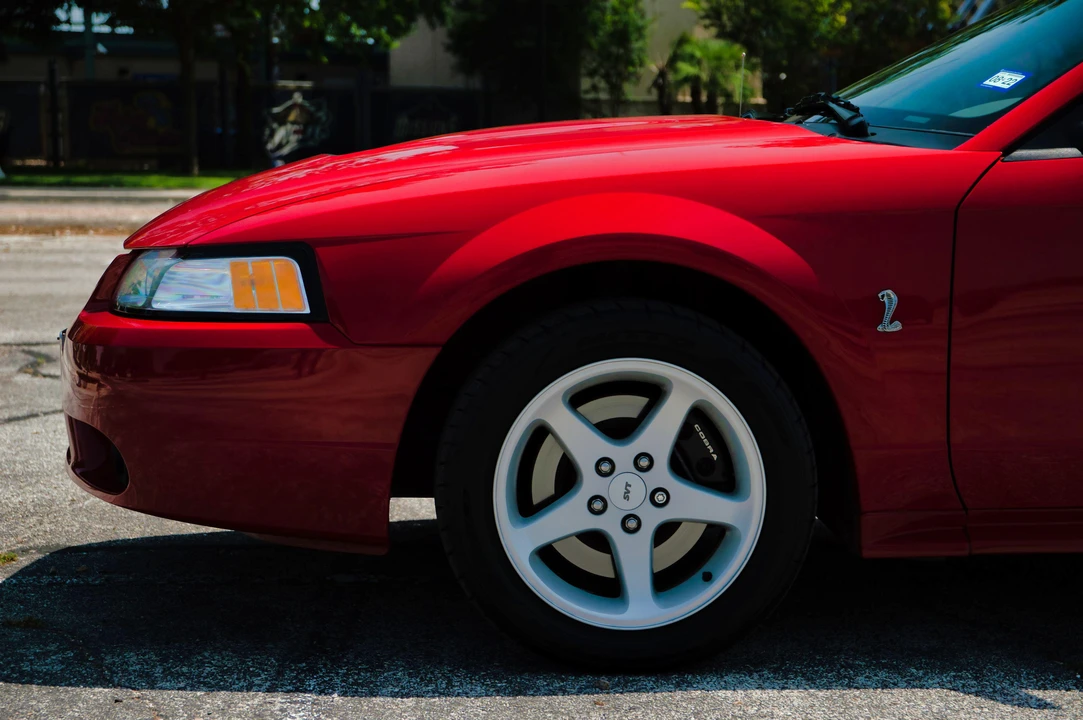 1999 Ford SN95 Mustang Cobra - Image 17 of 25