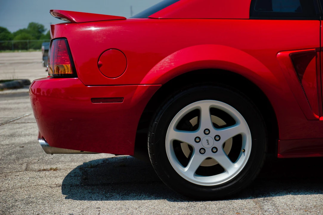 1999 Ford SN95 Mustang Cobra - Image 23 of 25