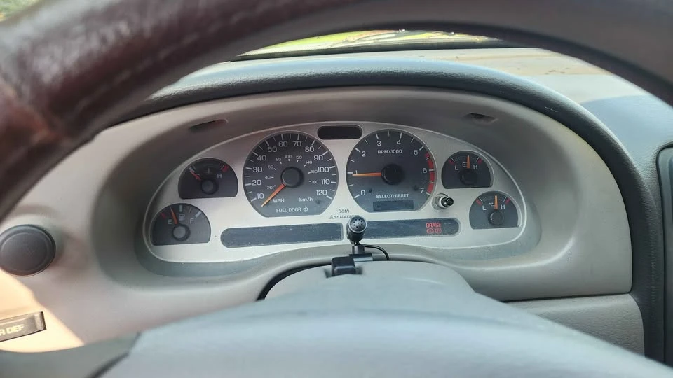 1999 Ford SN95 Mustang - Image 7 of 9