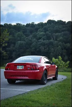 1999 Ford Mustang V6 Coupe 2D