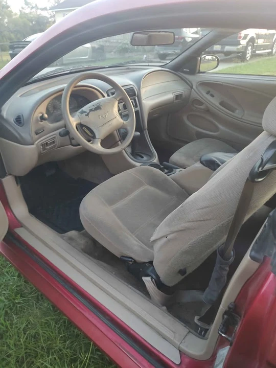 1999 Ford SN95 Mustang - Image 9 of 10