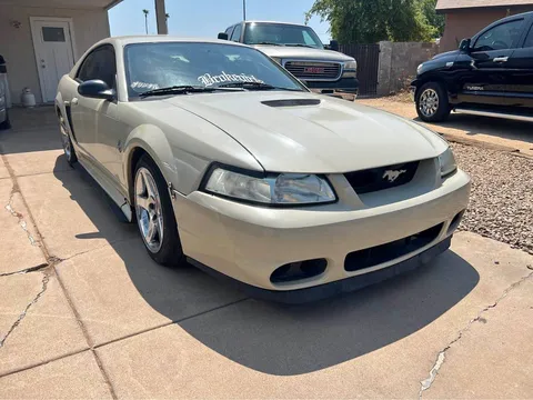 1999 Ford Mustang V6 Coupe