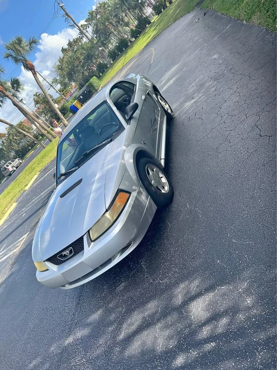 1999 Ford SN95 Mustang - Image 2 of 10