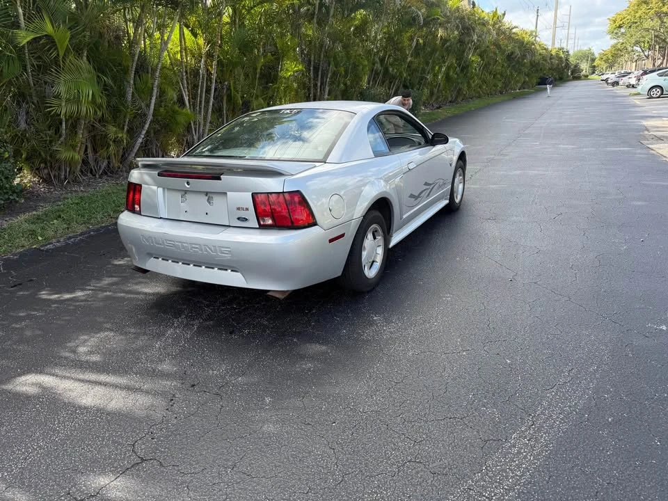 1999 Ford SN95 Mustang - Image 3 of 10