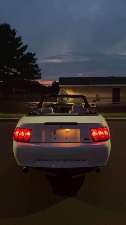 1999 Ford SN95 Mustang - Image 3 of 4