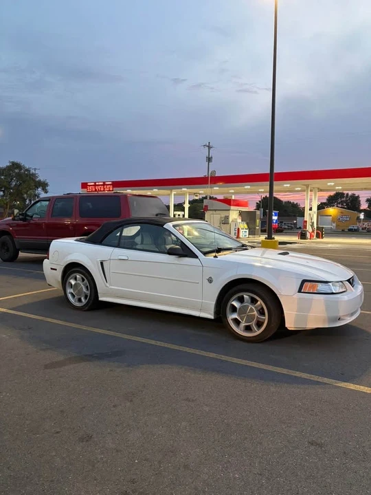 1999 Ford SN95 Mustang - Image 2 of 4