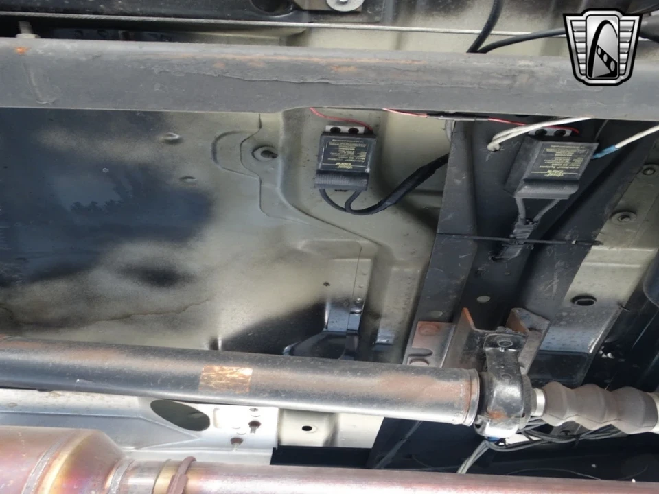 1999 Ford Super Duty 1st Gen - Image 17 of 21