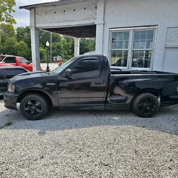 1999 Ford SVT Lightning F150
