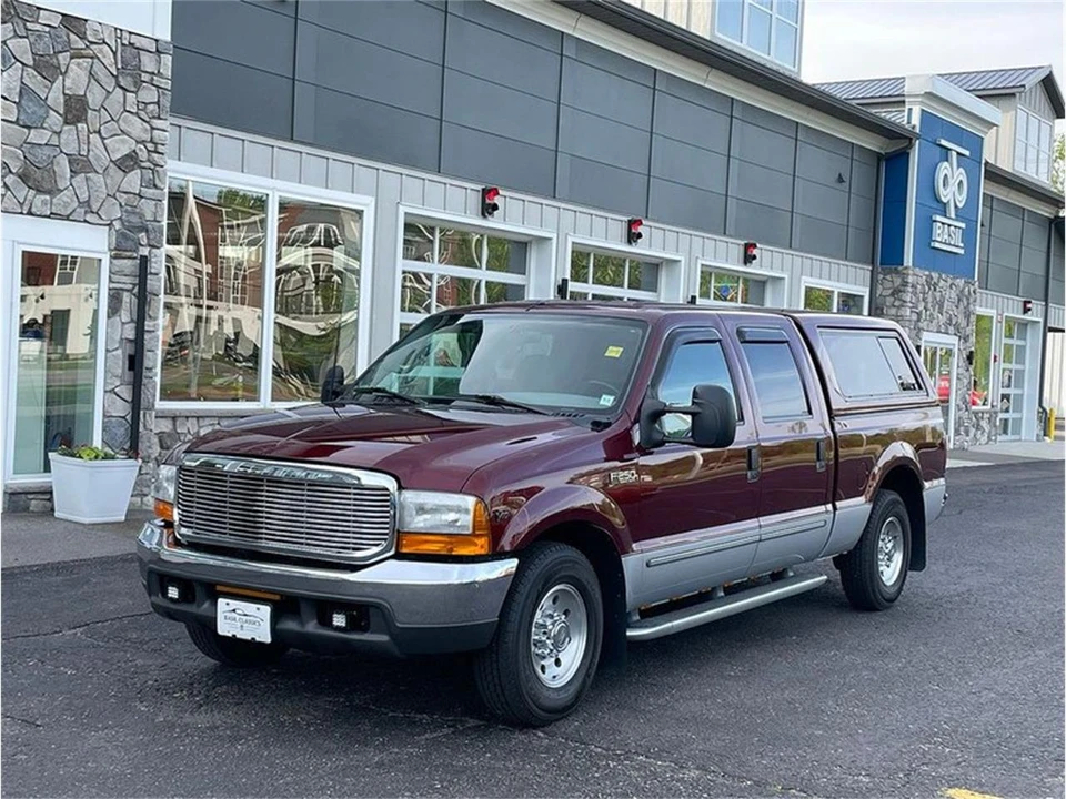 1999 Ford Super Duty 1st Gen - Image 2 of 31