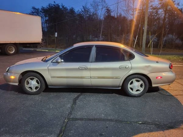1999 Ford Taurus 3rd Gen - Image 12 of 15