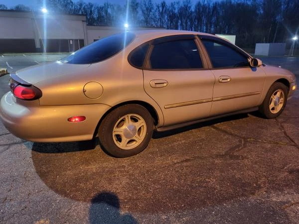 1999 Ford Taurus 3rd Gen - Image 4 of 15