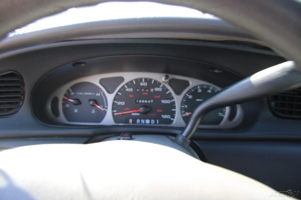 1999 Ford Taurus 3rd Gen - Image 16 of 21