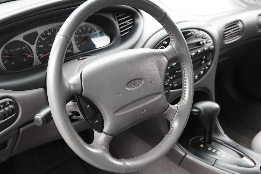 1999 Ford Taurus SHO 3rd Gen - Image 28 of 31