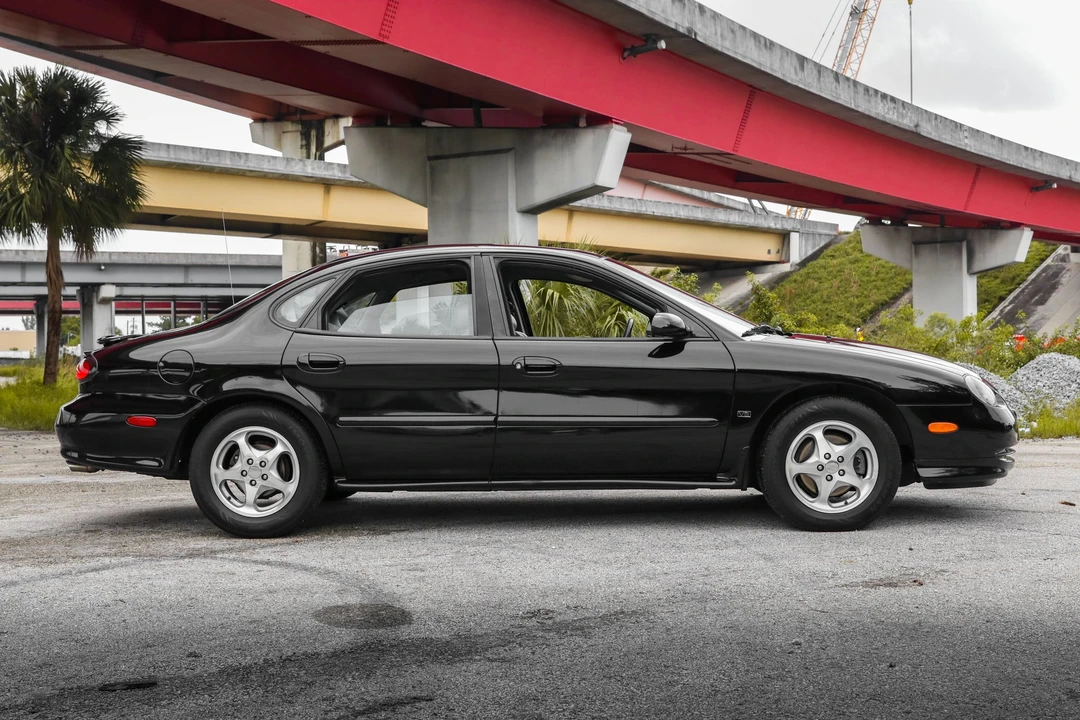1999 Ford Taurus SHO 3rd Gen - Image 8 of 31