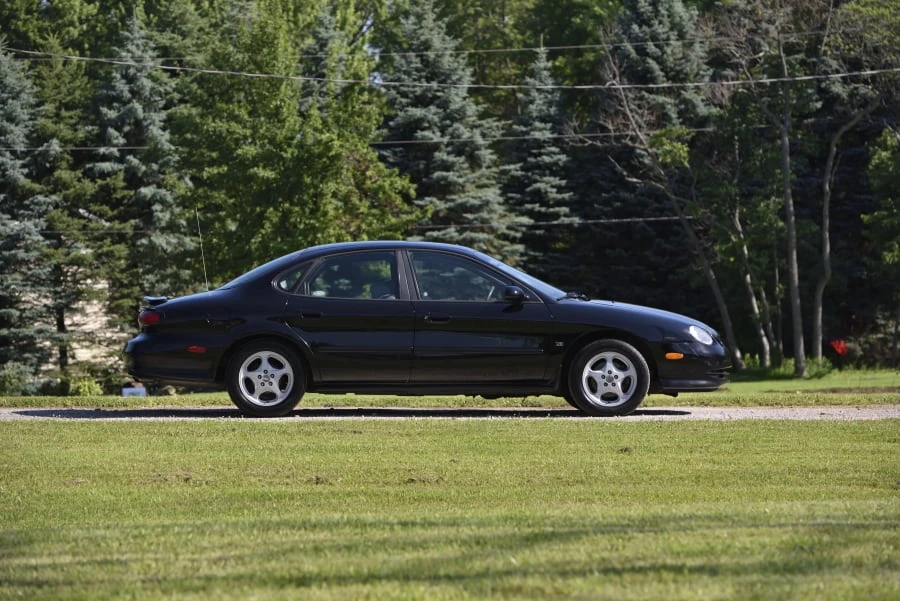 1999 Ford Taurus SHO 3rd Gen - Image 2 of 28