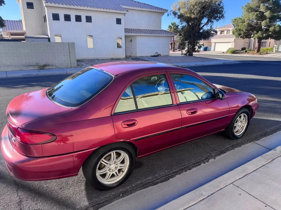 1999 Ford Escort (North America) - Image 5 of 9
