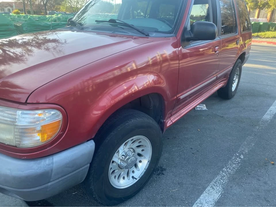 1999 Ford Explorer 2nd Gen - Image 9 of 10