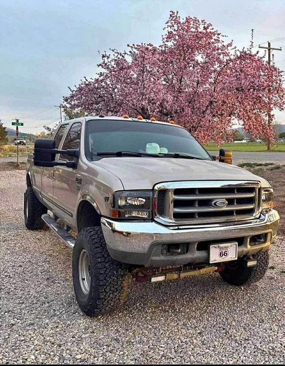 1999 Ford Super Duty 1st Gen - Image 3 of 8