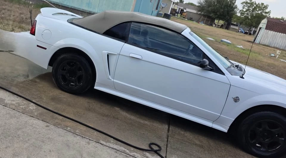 1999 Ford SN95 Mustang - Image 2 of 5