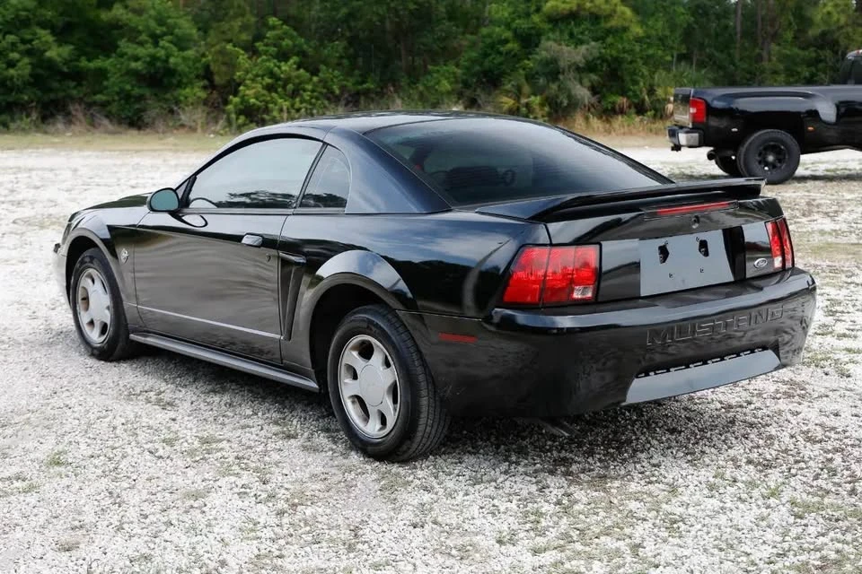 1999 Ford SN95 Mustang - Image 7 of 16