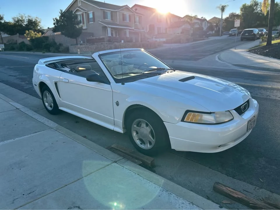 1999 Ford SN95 Mustang - Image 2 of 8