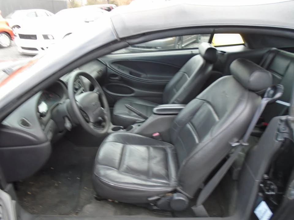 1999 Ford SN95 Mustang - Image 13 of 17