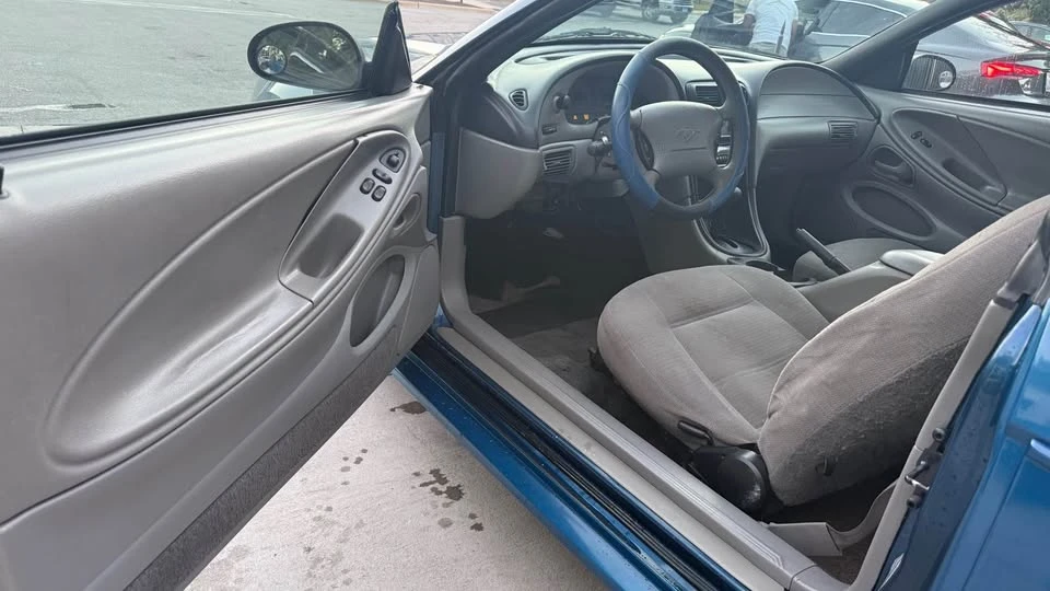 1999 Ford SN95 Mustang - Image 8 of 9
