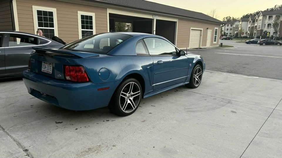 1999 Ford SN95 Mustang - Image 2 of 10