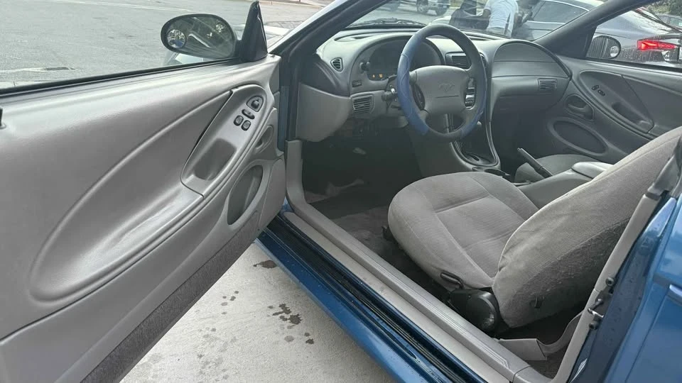 1999 Ford SN95 Mustang - Image 9 of 10