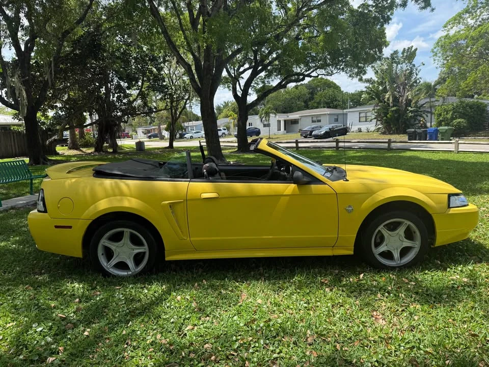 1999 Ford SN95 Mustang - Image 9 of 20