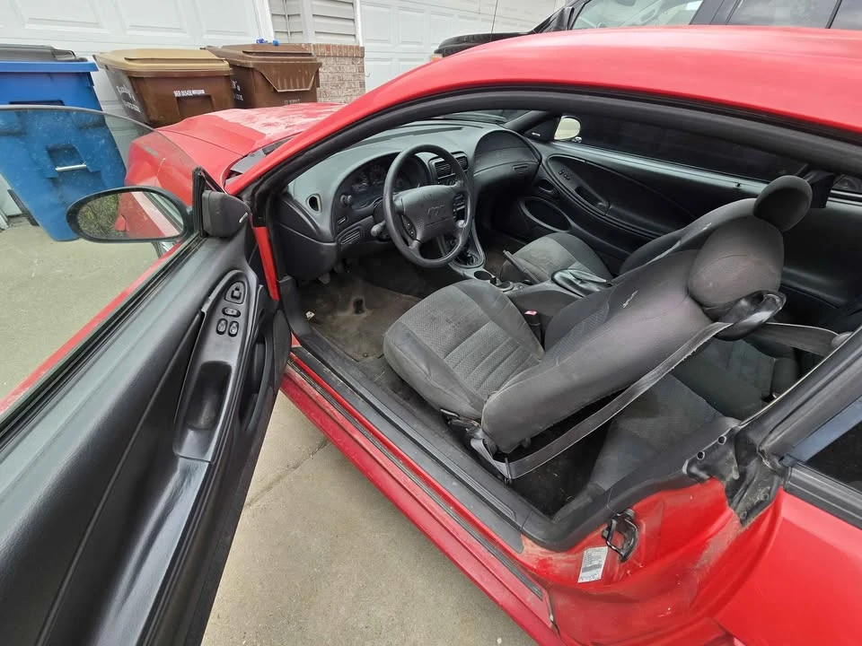 1999 Ford SN95 Mustang - Image 6 of 14