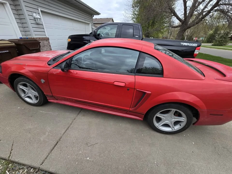1999 Ford SN95 Mustang - Image 4 of 14