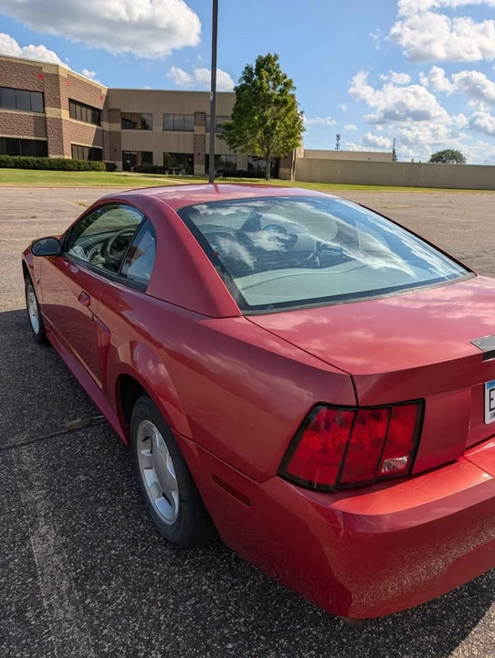 1999 Ford SN95 Mustang - Image 8 of 17
